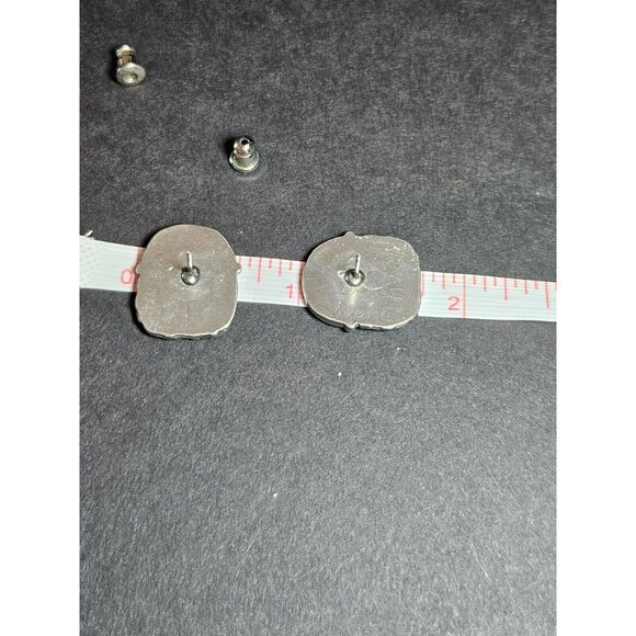 MVB pewter basket earrings - Picture 7 of 7